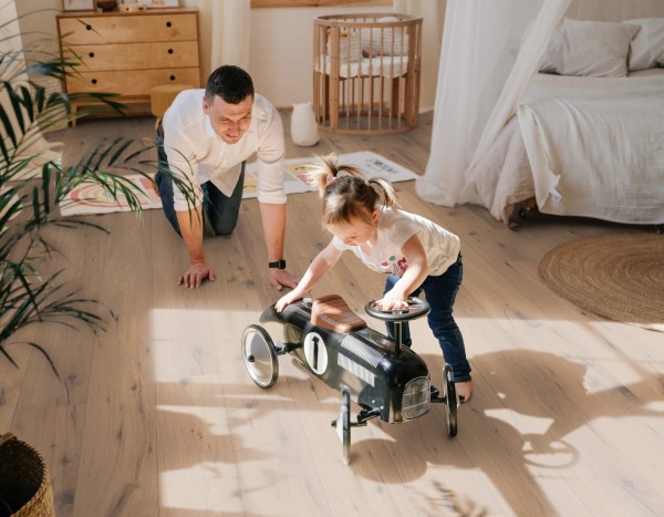 Landhausdiele Räuchereiche astig Ivory weiß geölt Parquet Victoria